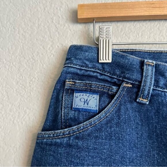 Wrangler vintage 90s style medium wash mom jean with front pocket logo size 26 - Picture 6 of 8